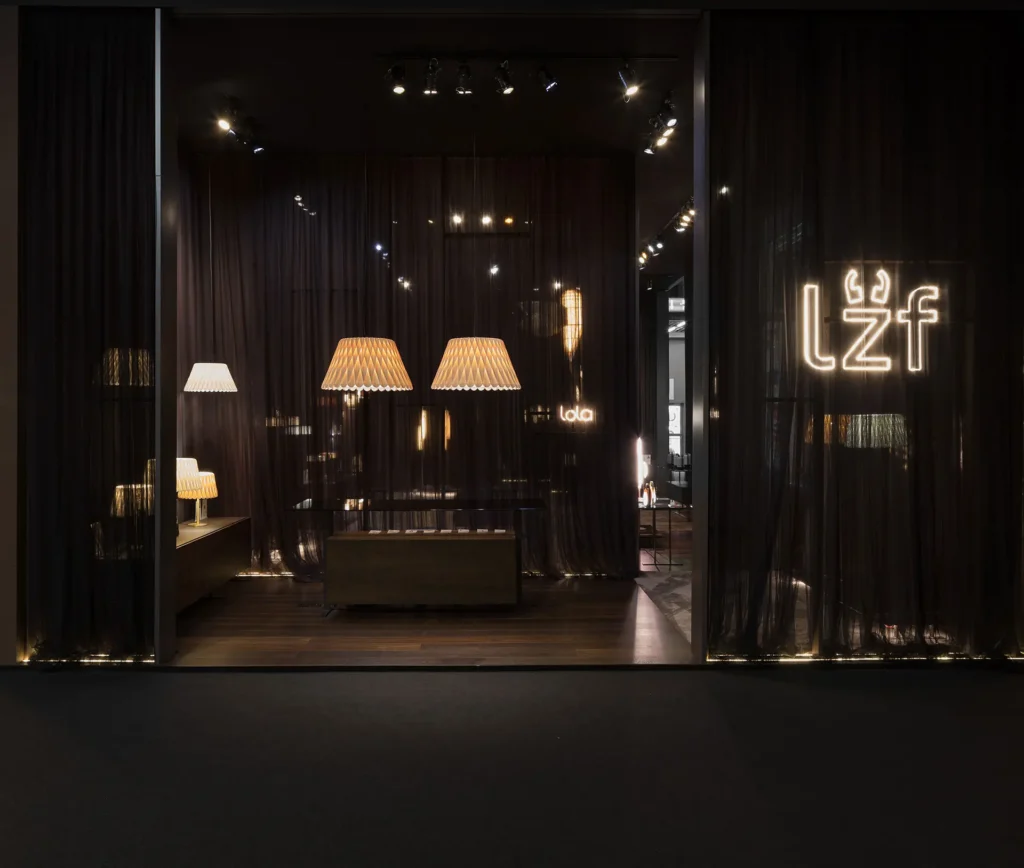 Stand LZF Lamps