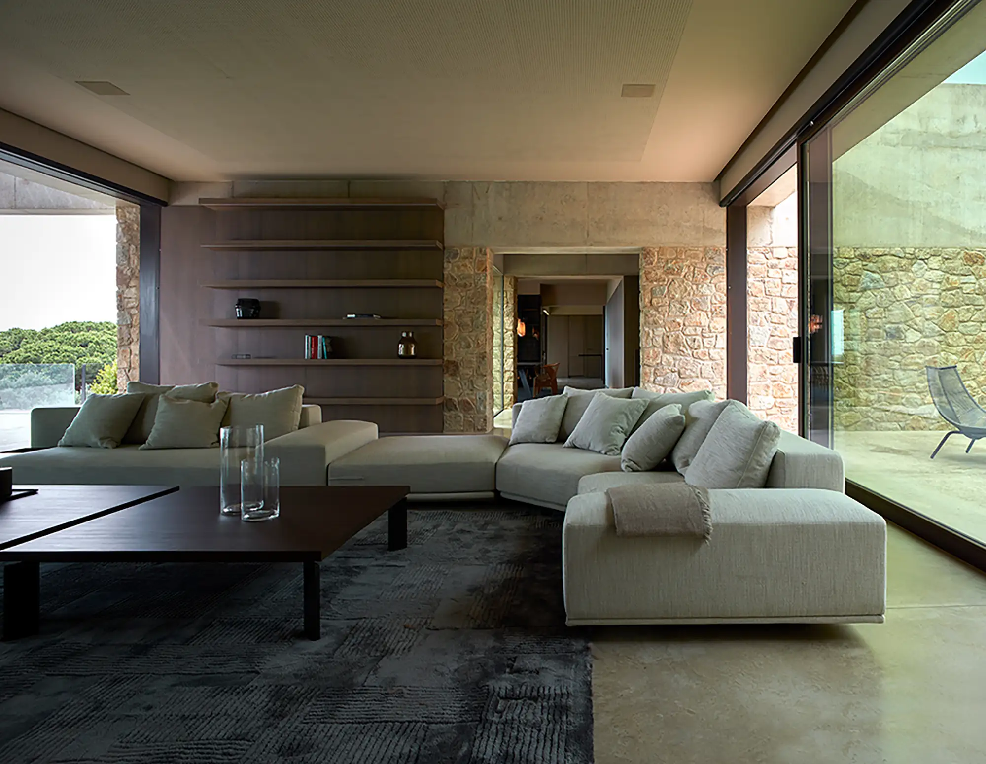 LA ROCA HOUSE