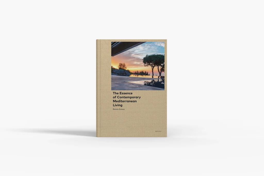 The Essence of Contemporary Mediterranean Living by Ramón Esteve Cover